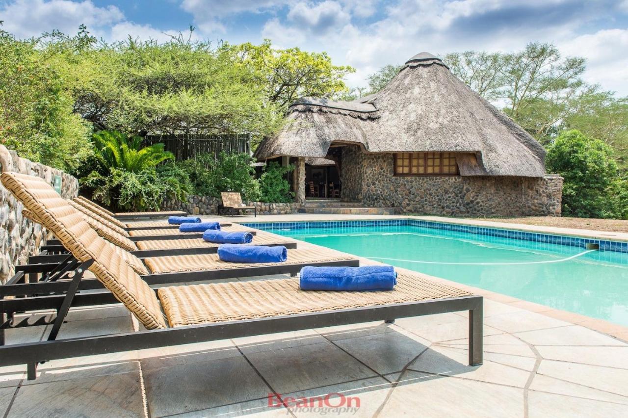 Lodge Rhino River Manyoni Private Game Reserve