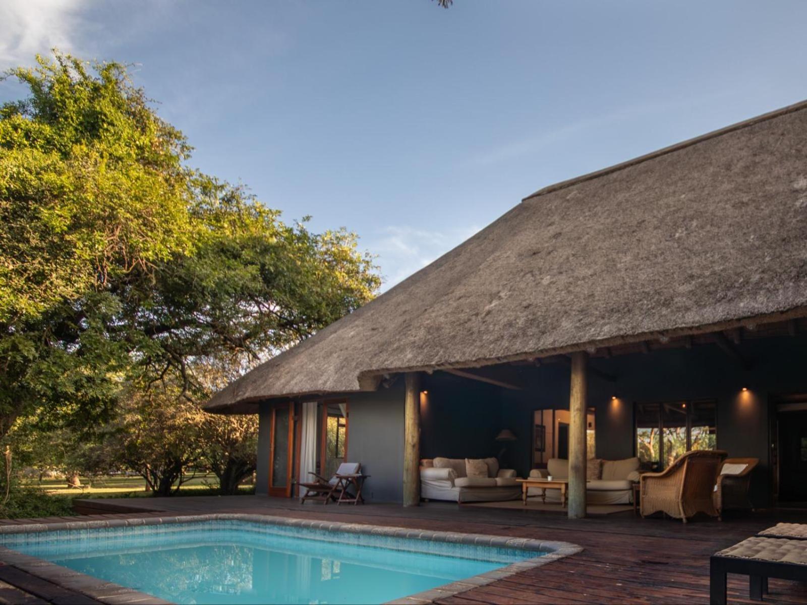 Rhino River Lodge *