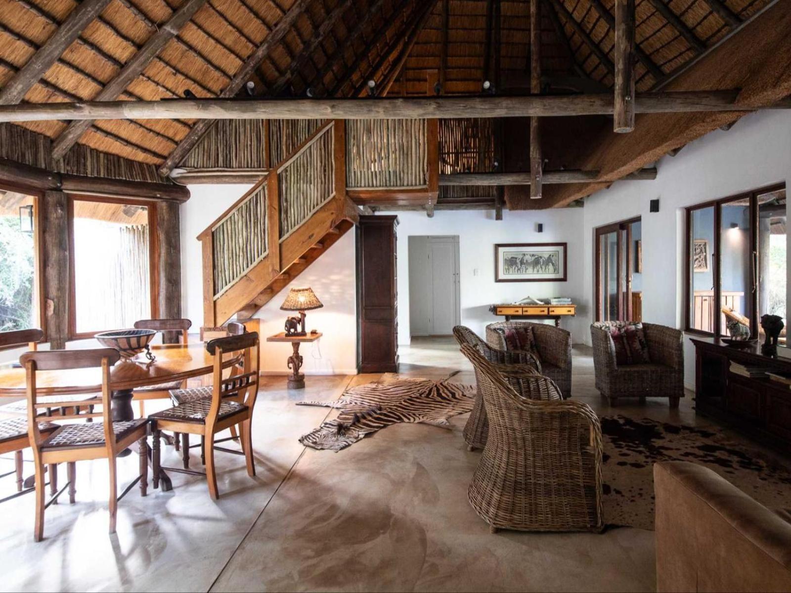 Lodge Rhino River