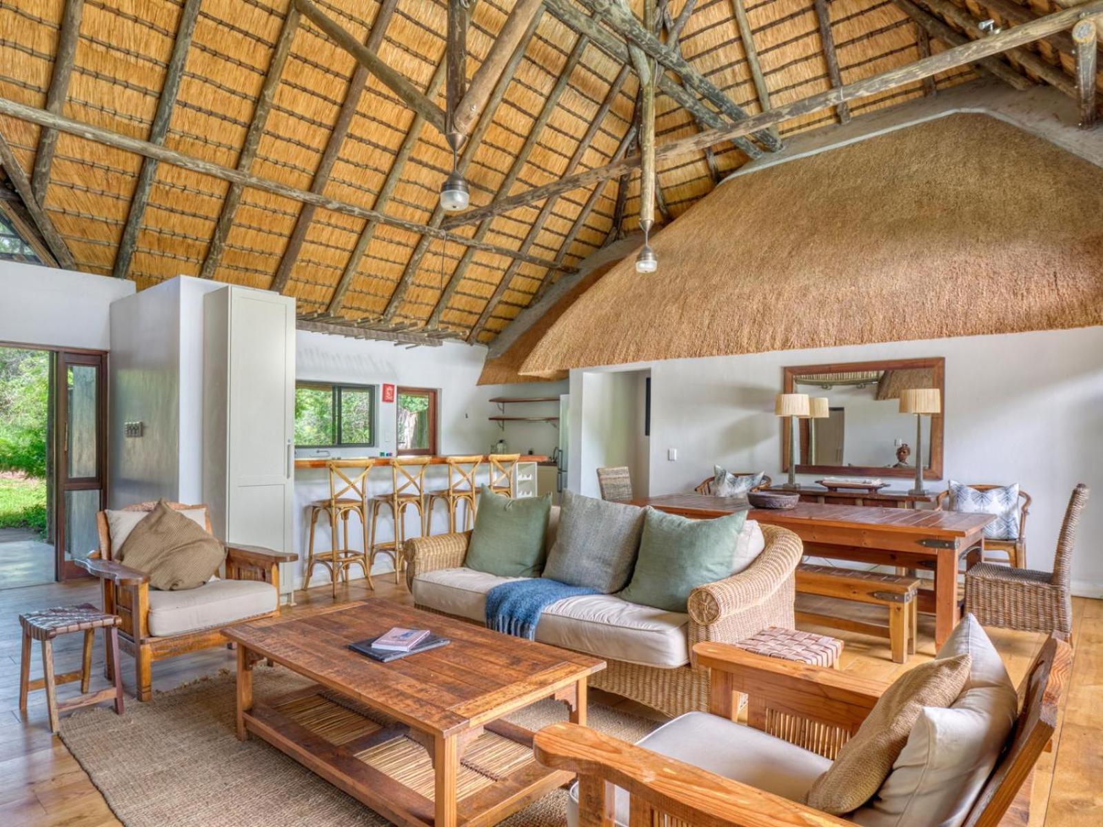 Lodge Rhino River Manyoni Private Game Reserve